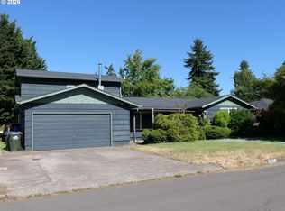 1805 Hemlock St, Eugene, OR 97404