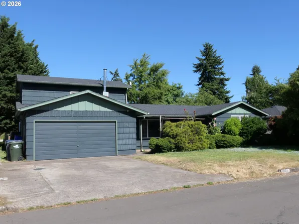1805 Hemlock St, Eugene, OR 97404