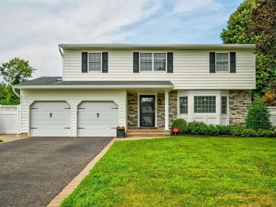 53 Copperbeech Road, Saint James, NY, 11780