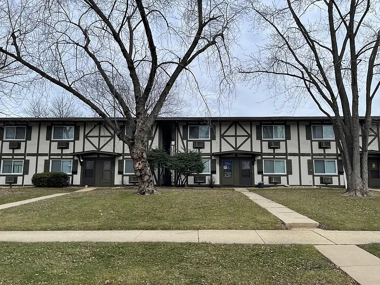 Lockport South Apartments — Photo 5