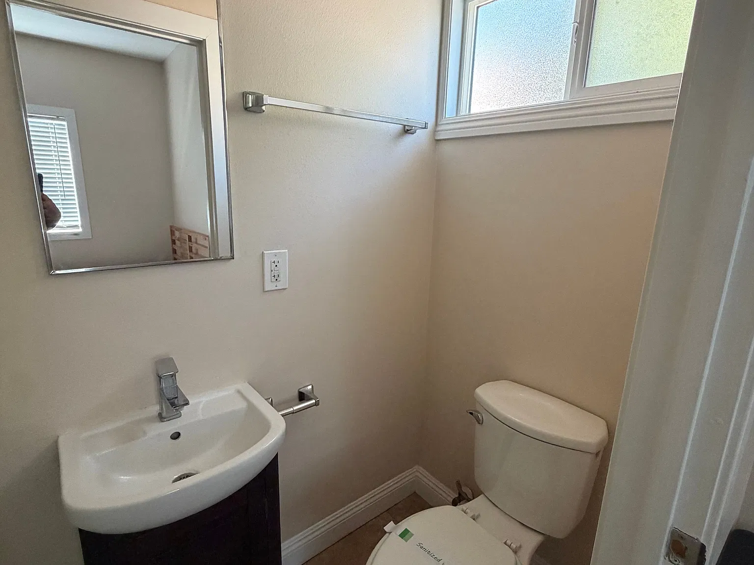 4 bed, $5,000 — Photo 2