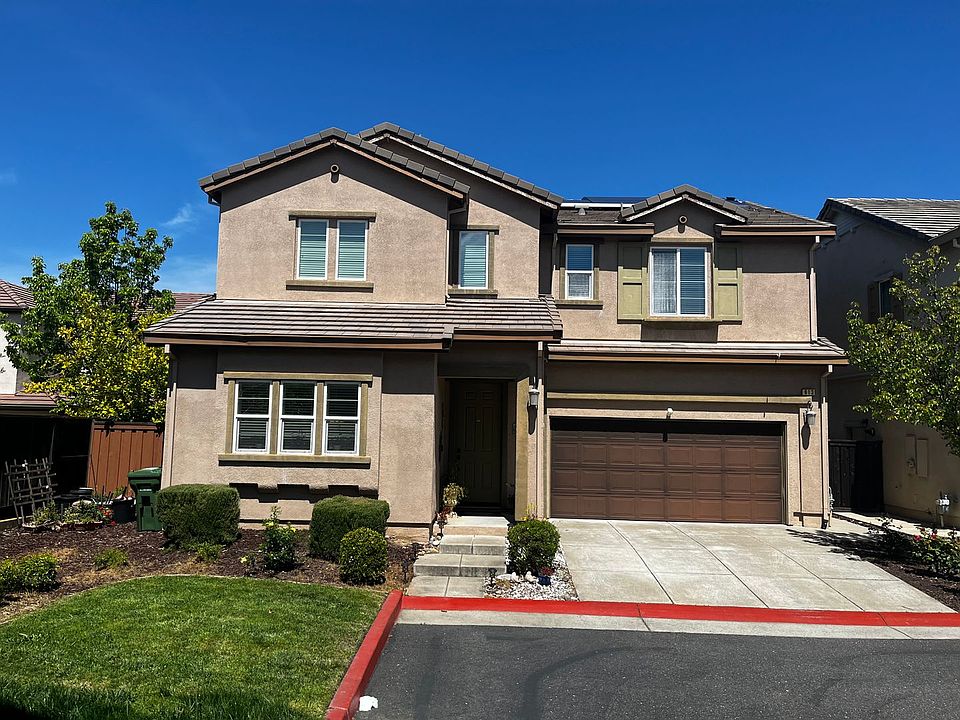 1st image of 913 Blossom Rock Ln