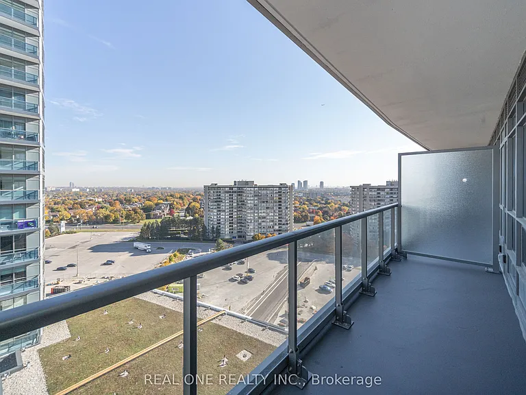 30 Upper Mall Way #1408 — Photo 30