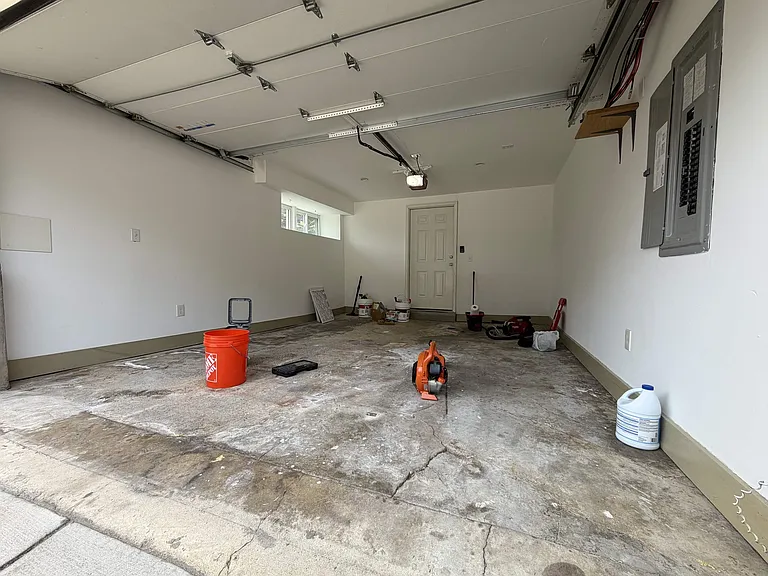 3463 Princeton Ave — Photo 14