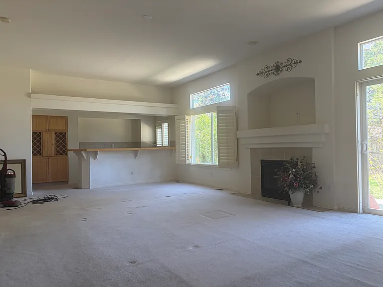 10105 Charissglen Ln — Photo 19