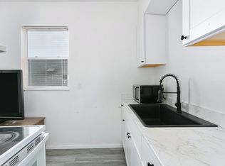 5225 S Tacoma Way #C, Tacoma, WA 98409