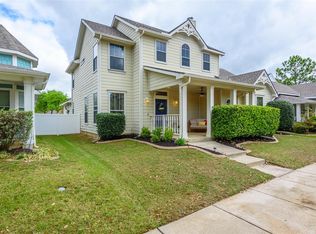 10125 Lakeview Dr, Aubrey, TX 76227