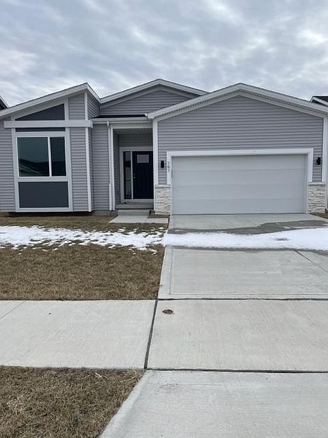 1st image of 787 McIntosh Ct NE