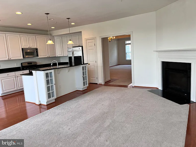 5605 Harrington Falls Ln #F — Photo 11