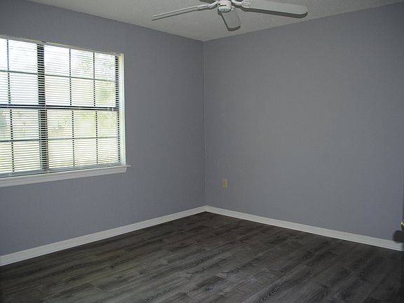 5th image of 705 Boardwalk Dr APT 418