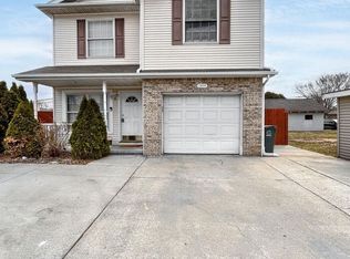 2018 John R Rd, Troy, MI 48083