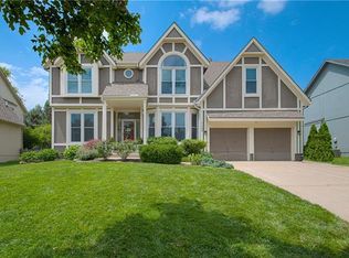 11300 W 129th Ter, Overland Park, KS 66213