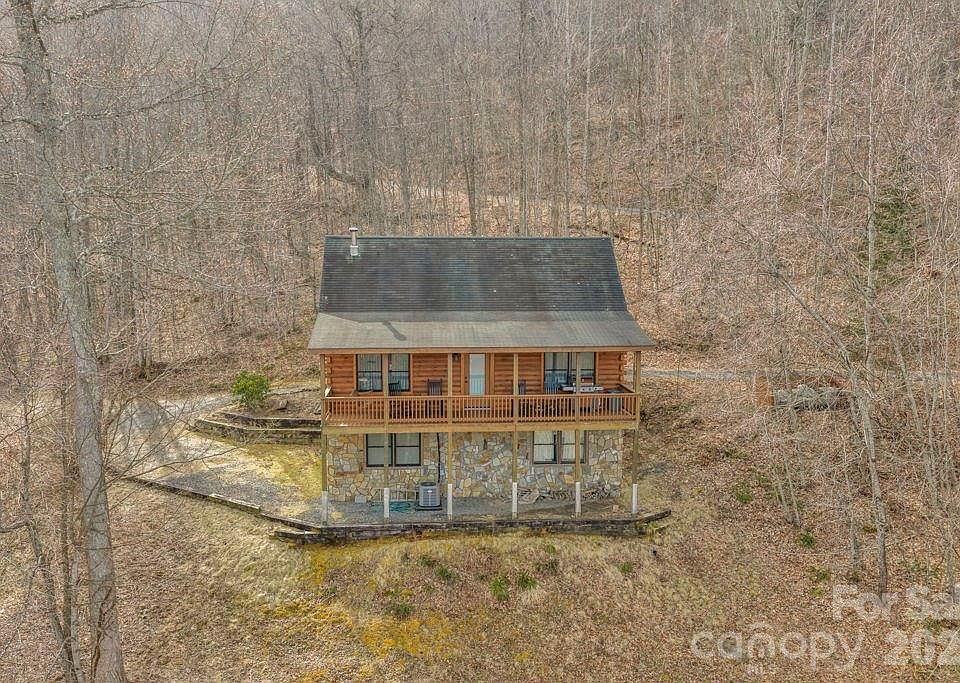 1st image of 461 Arrowhead Ridge Rd