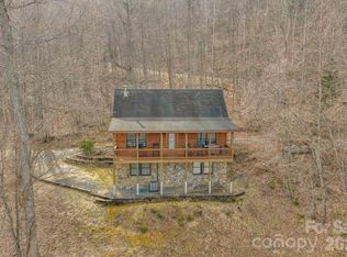 461 Arrowhead Ridge Rd, Spruce Pine, NC 28777