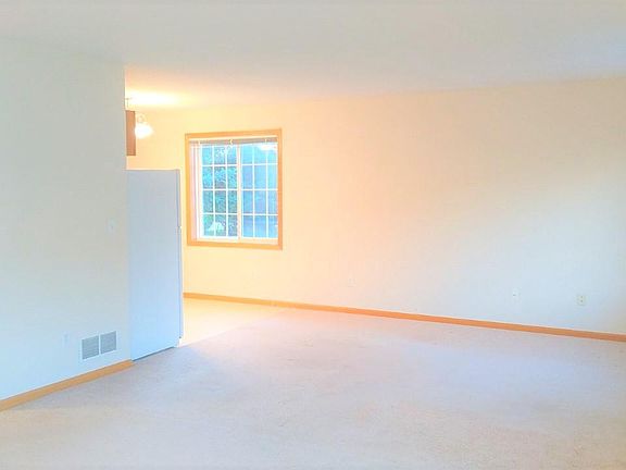 2nd image of 2501 Cobble Hill Ct Unit G