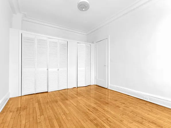 409 Edgecombe Avenue image 8 of 13