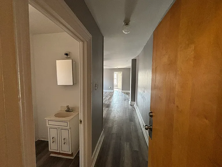 1540 N 15th St — Photo 6