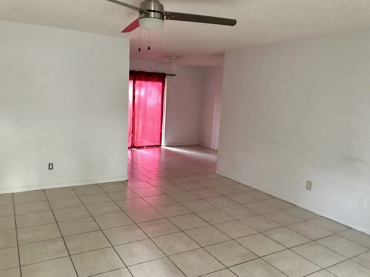 2 bed, 2.0 bath, 1050 sqft, $1,760 — Photo 2