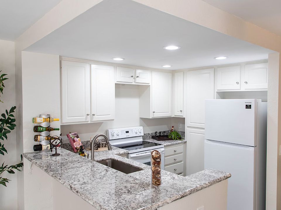 1st image of 1927 W College Ave #184