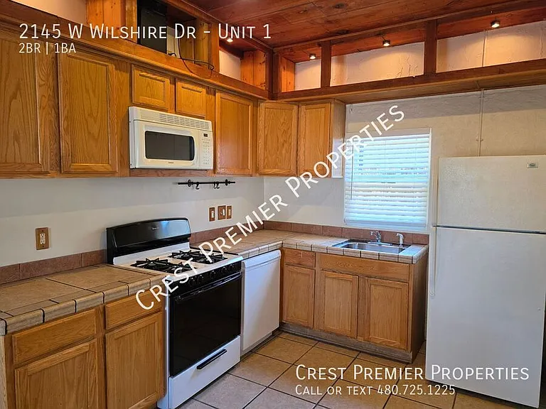 2145 W Wilshire Dr #1 — Photo 8