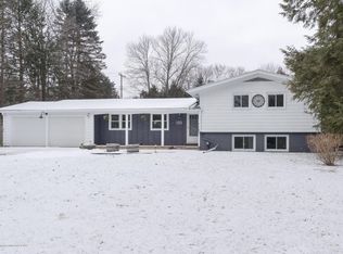 1525 Glenhaven Ave, East Lansing, MI 48823