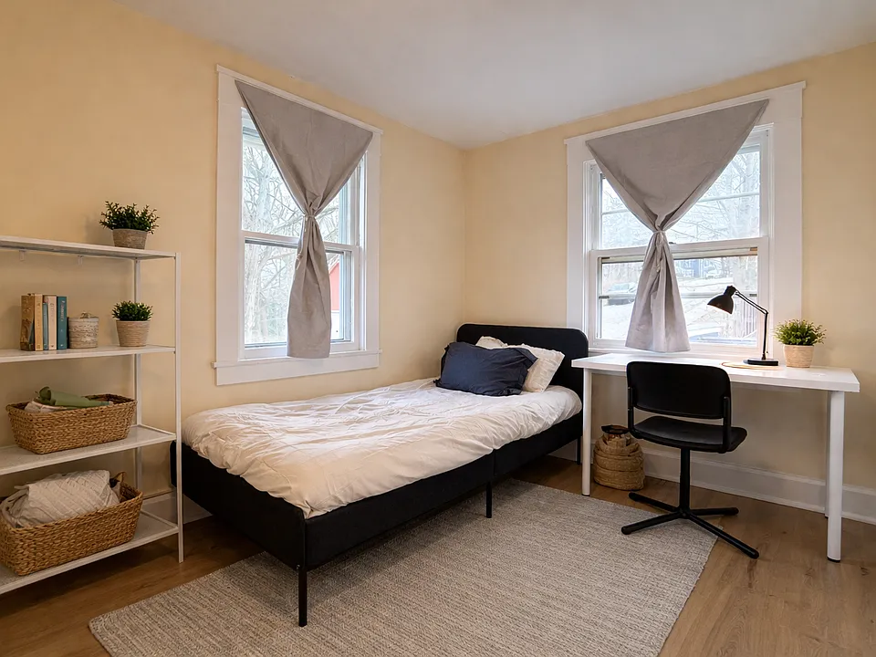 501 W Mosley St #3