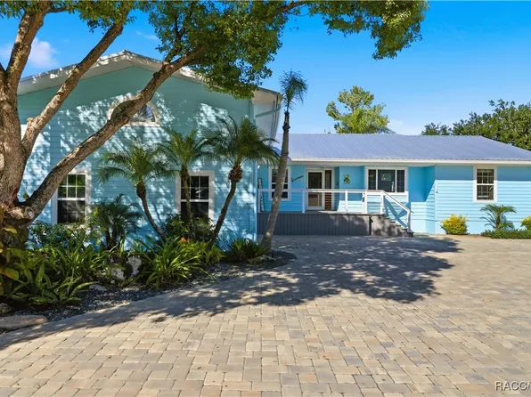 105 SE 2nd Pl, Crystal River, FL 34429