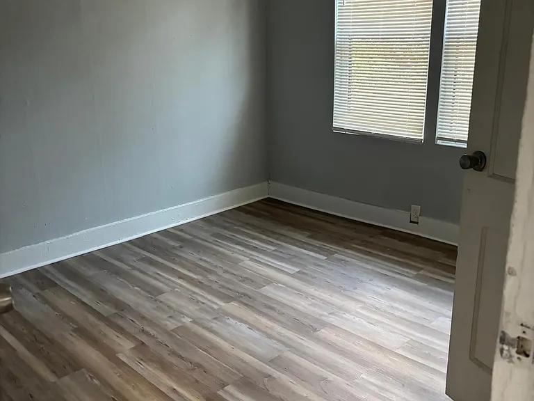 260 Ryals Ave — Photo 4