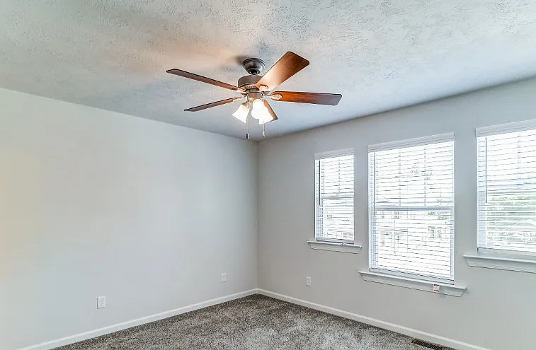 Brighton Park Apartments — Photo 30