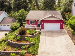 2485 NE 27th Dr, Lincoln City, OR 97367