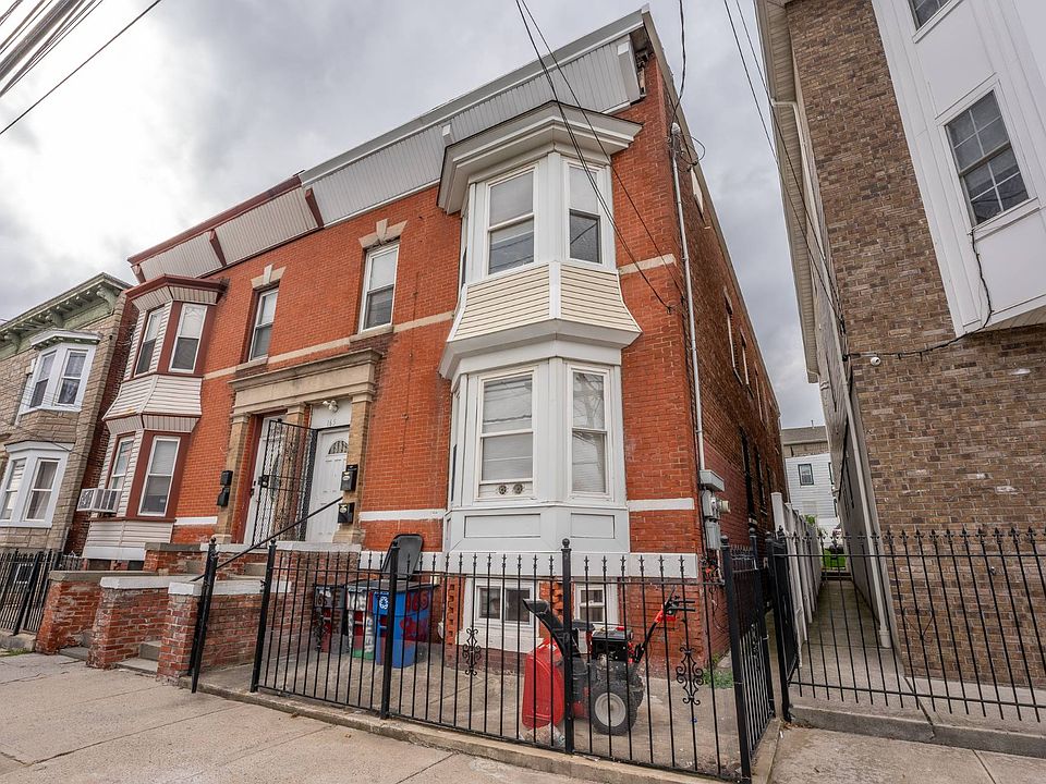 1st image of 165 W Sherman Ave