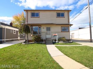 22541 Gascony Ave, Eastpointe, MI 48021