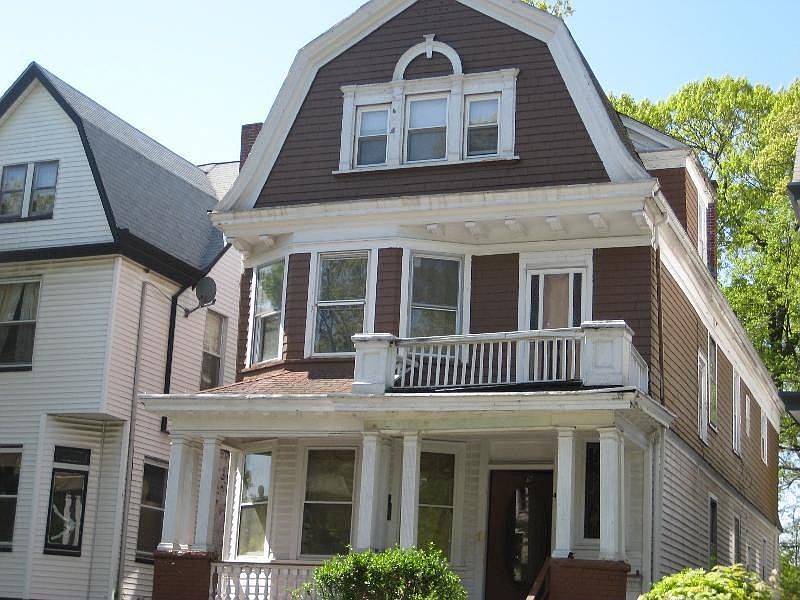 2nd image of 49 Carnegie Ave