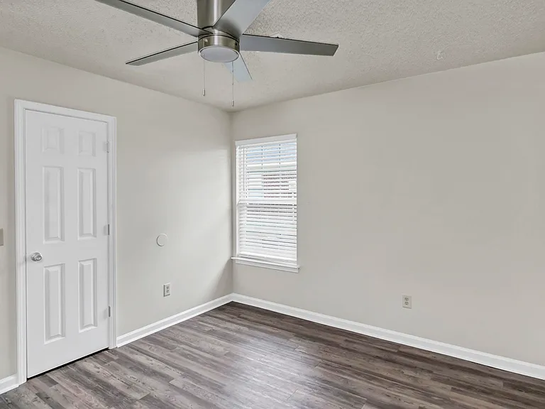 107 Hutto Hl — Photo 26