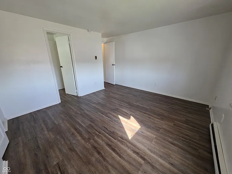 3809 Biscayne Rd — Photo 12