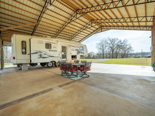 205 Bynum Terry Way, Savannah, TN 38372