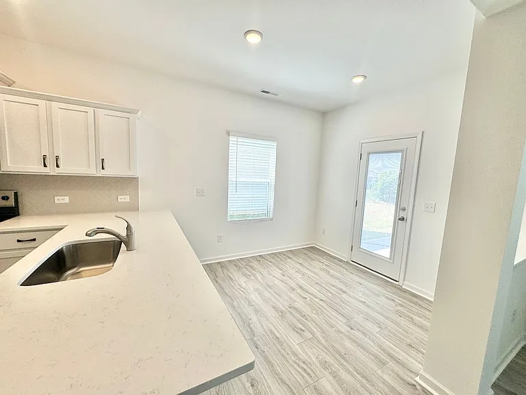 1400 Stork Dr — Photo 6