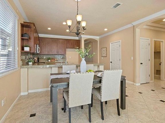 2nd image of 7916 Robinson Dr