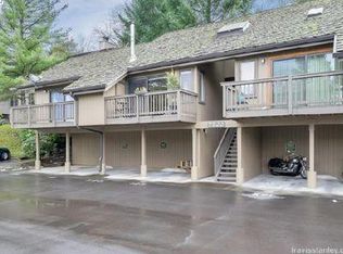 7722 SW Barnes Rd UNIT A, Portland, OR 97225