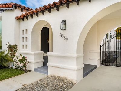 3659 W 62nd St, Los Angeles, CA, 90043