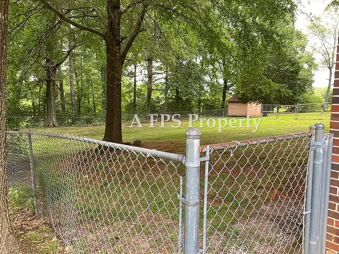 583 S Holcomb Rd SW — Photo 9