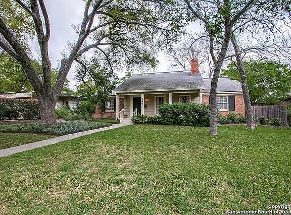 2nd image of 107 Woodcrest Dr