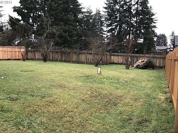 2nd image of 10407 NE 80th St