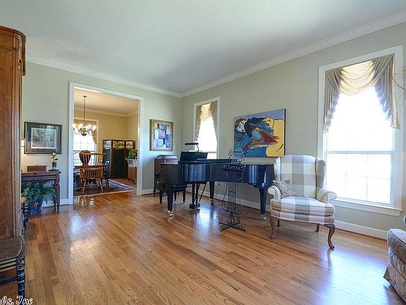 4th image of 509 Waterford Dr
