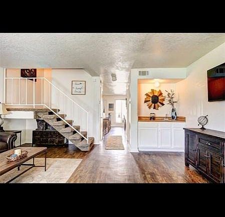 3rd image of 1341 Eastgate Dr #1341