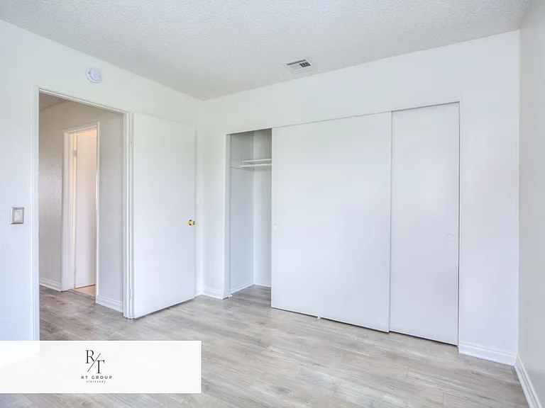 13006 Parkview Dr — Photo 36