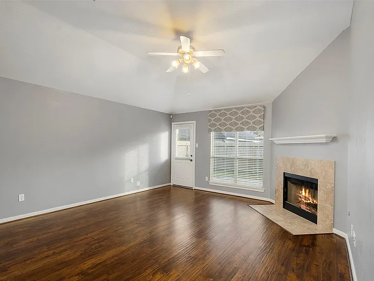 15423 Brock Creek Way — Photo 10