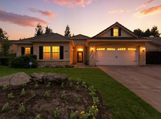 1915 N Peppertree Street, Visalia, CA 93291