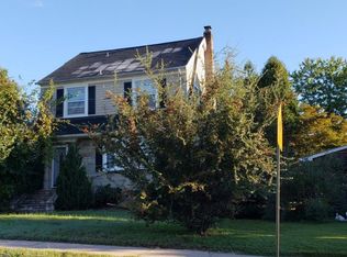 1221 10 Oaks Rd, Halethorpe, MD 21227