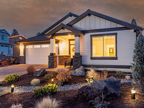 2nd image of 20897 SE Sunniberg Ln
